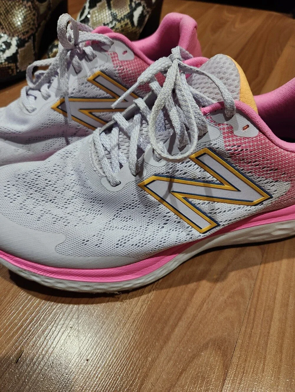 New Balance Women's Pink & White Running Shoes - Picture 2 of 2